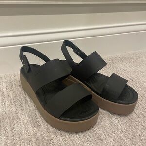 CROCS black and brown Brooklyn Low Wedge Platform sandal